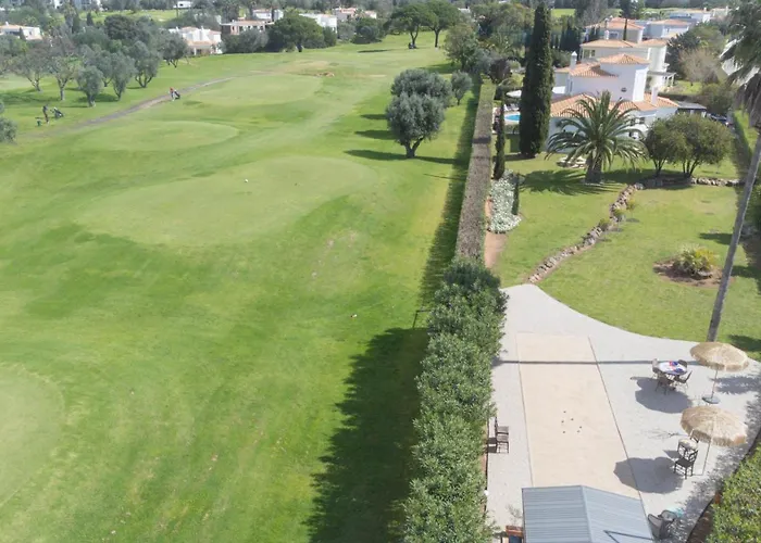 Casa Rosella Карвоейру