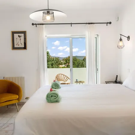 Casa Rosella